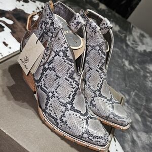 Women's Ariat Greeley Boot Snakeskin 9.5